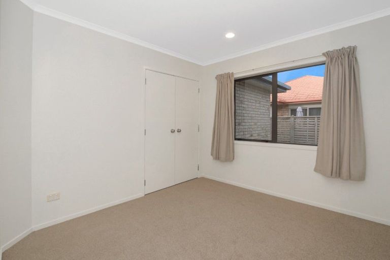 Photo of property in 16/100 Millers Road, Brookfield, Tauranga, 3110