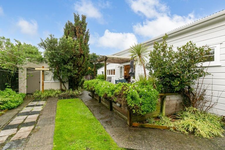 Photo of property in 23 Brussels Street, Miramar, Wellington, 6022