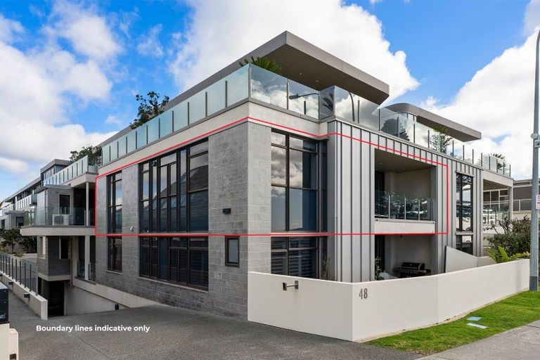 Photo of property in Vivaldi Apartments, 10/48 Marine Parade, Mount Maunganui, 3116