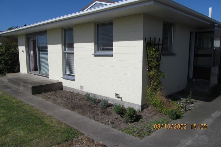 Photo of property in 2/35 Buckleys Road, Linwood, Christchurch, 8062
