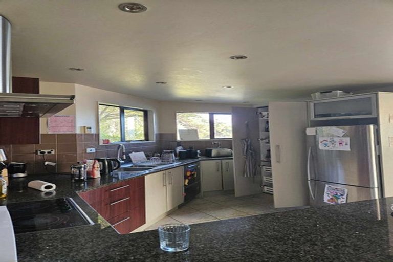 Photo of property in 16 Palliser Road, Roseneath, Wellington, 6011