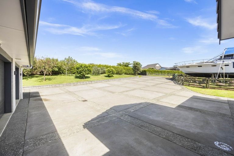 Photo of property in 12 Church View Road, Waiau Pa, Pukekohe, 2679