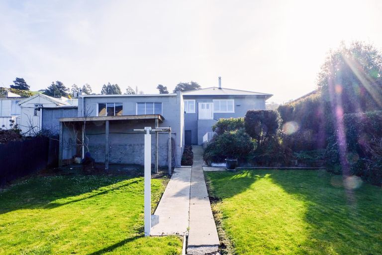 Photo of property in 27 Clyde Street, Oamaru North, Oamaru, 9400