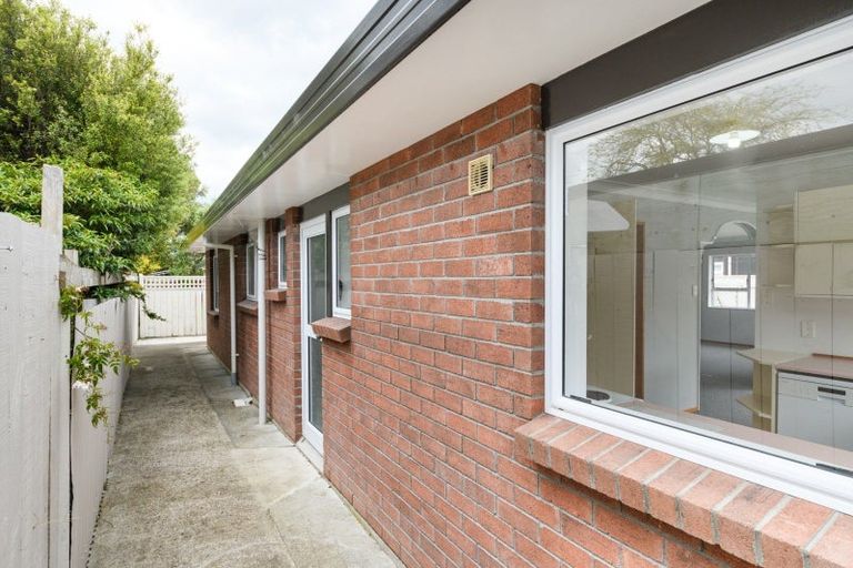 Photo of property in 4 Clendon Court, Roslyn, Palmerston North, 4414