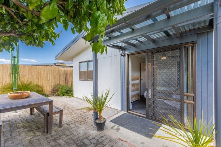 Photo of property in 42 Glamorgan Avenue, Tamatea, Napier, 4112