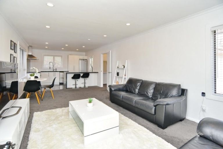 Photo of property in 58 Bentley Street, Russley, Christchurch, 8042