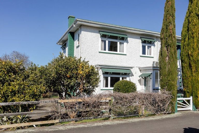 Photo of property in 2a King Street, Dannevirke, 4930