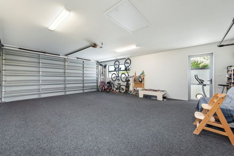 Photo of property in 37 Oceania Sands Way, Papamoa Beach, Papamoa, 3118