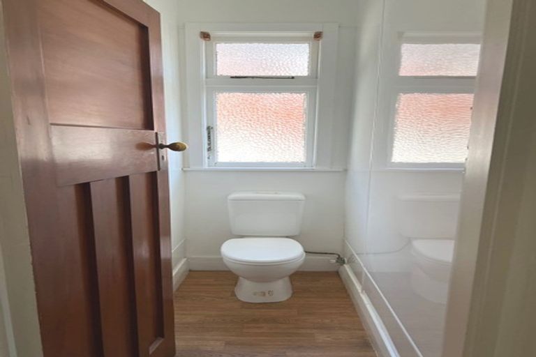 Photo of property in 21 Kemp Street, Kilbirnie, Wellington, 6022