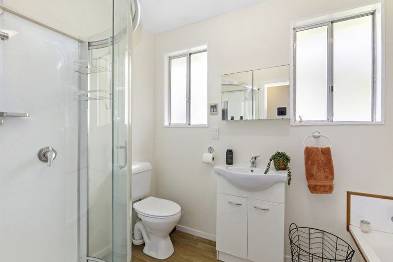 Photo of property in 32 Kingsley Street, Stokes Valley, Lower Hutt, 5019