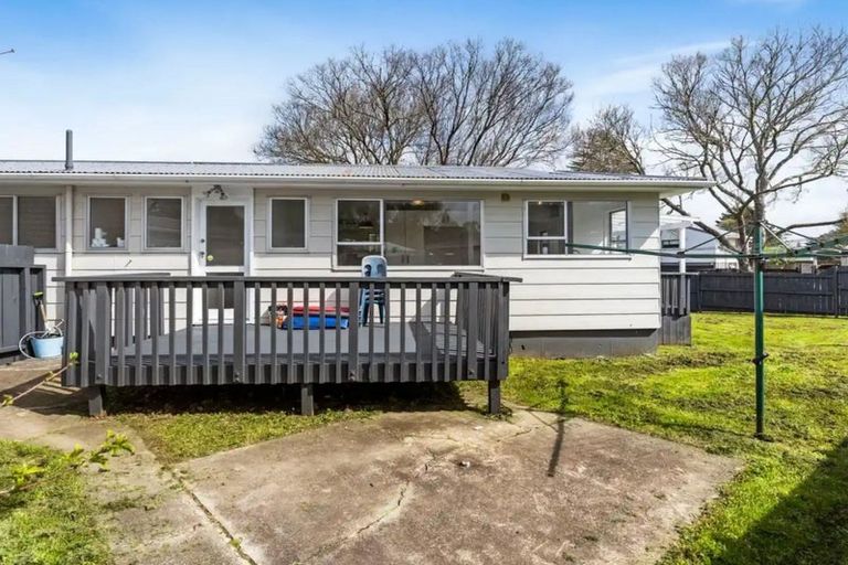 Photo of property in 14 Chantal Place, Red Hill, Papakura, 2110