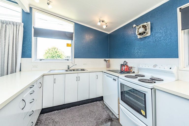 Photo of property in 19 Ward Street, Aramoho, Whanganui, 4500