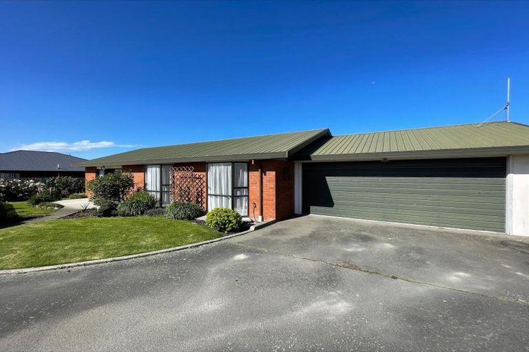 Photo of property in 3/93 Avenue Road, West End, Timaru, 7910
