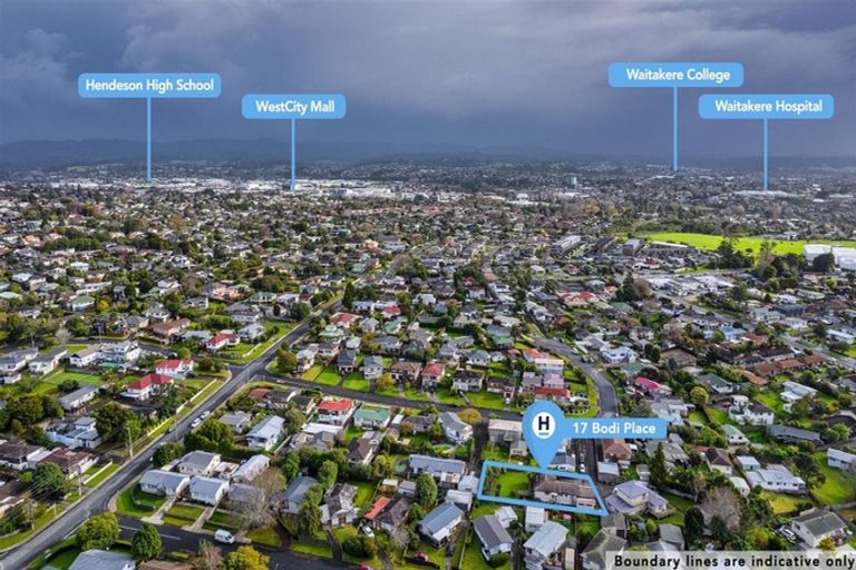 Photo of property in 17 Bodi Place, Te Atatu South, Auckland, 0610