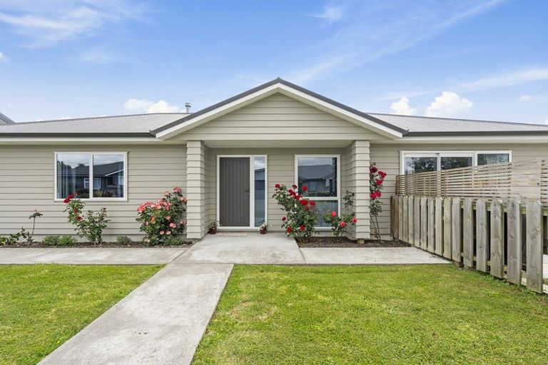 Photo of property in 4 Te Wiremu Lane, Otaki, 5512
