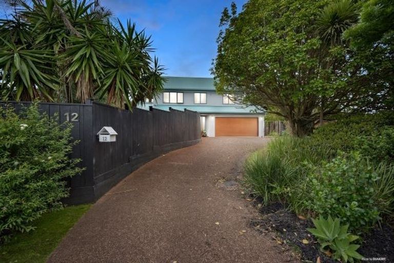 Photo of property in 12 Waipuia Place, Greenhithe, Auckland, 0632