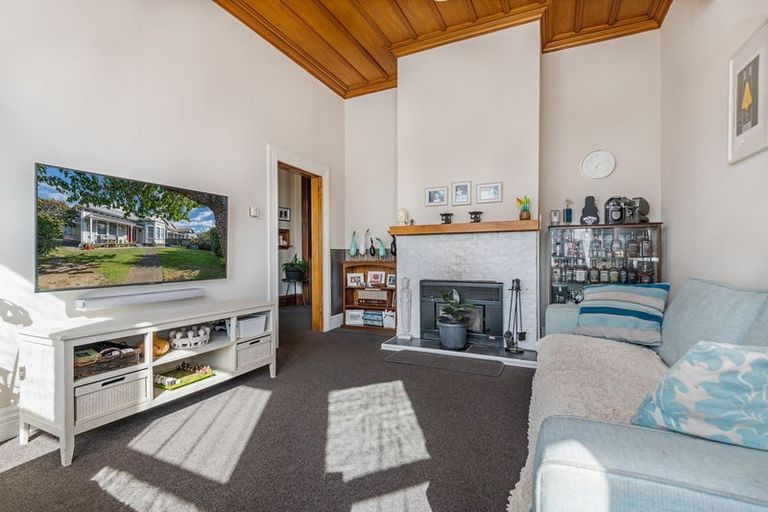 Photo of property in 2 Bryant Street, Takaro, Palmerston North, 4412