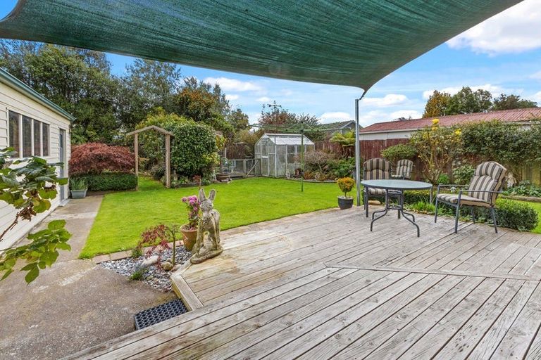 Photo of property in 25 Charnwood Crescent, Bishopdale, Christchurch, 8051