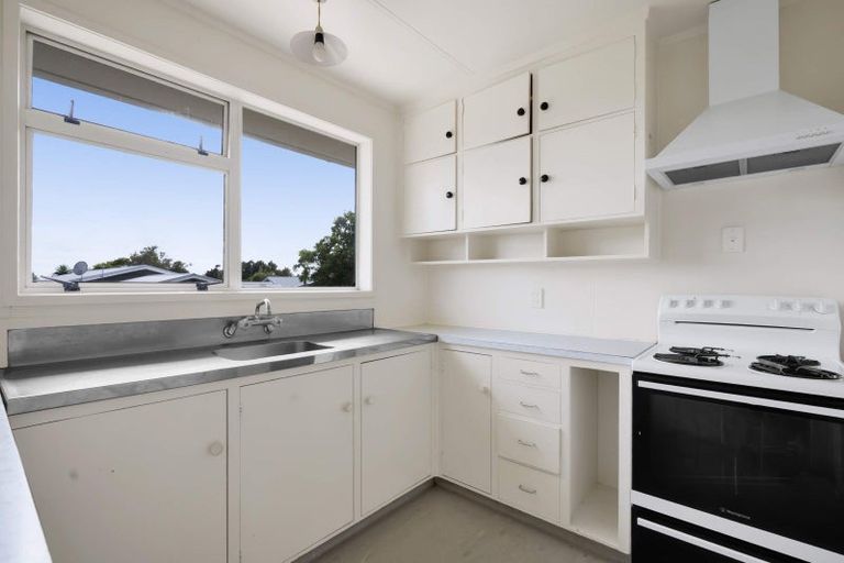 Photo of property in 4 Titoki Place, Inglewood, 4330