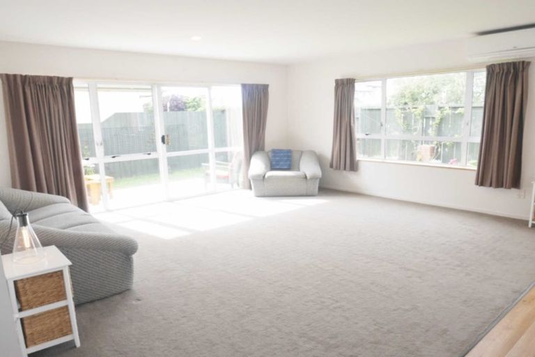 Photo of property in 1/26 Peverel Street, Riccarton, Christchurch, 8041