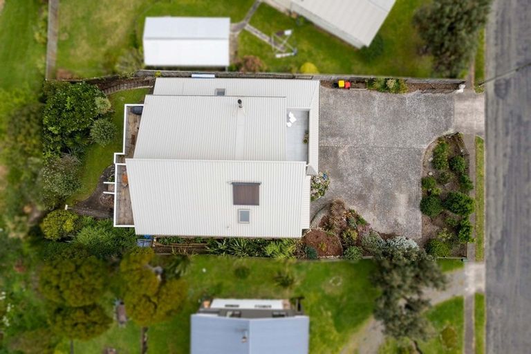 Photo of property in 4 Atua Street, Waikanae Beach, Waikanae, 5036