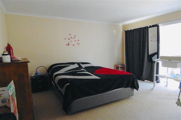 Photo of property in 1/39 Awanui Street, Merrilands, New Plymouth, 4312