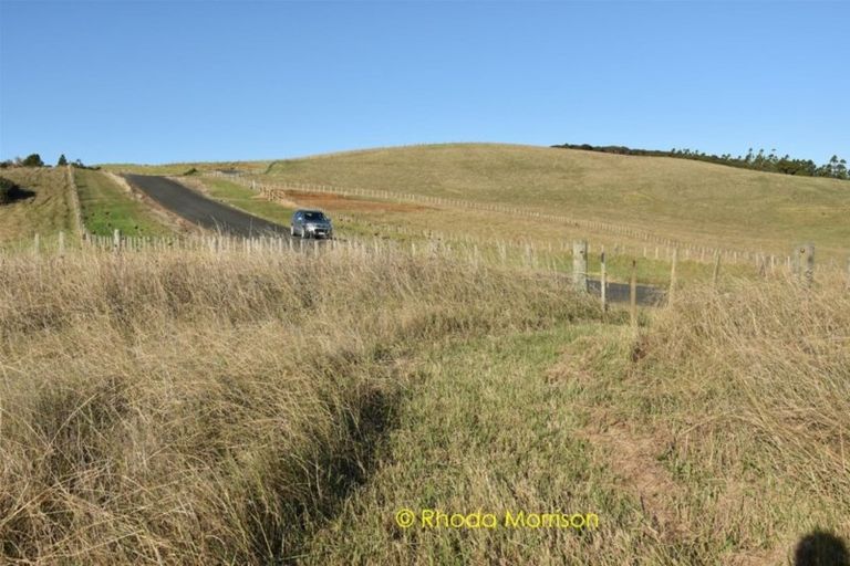 Photo of property in 9 Te Wairoa Lane, Tinopai, Matakohe, 0593