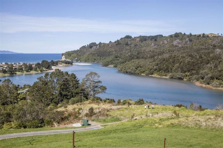 Photo of property in 409 The Drive, Whangamata, 3620