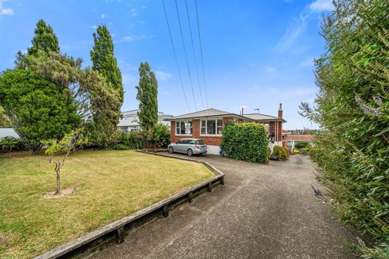 Photo of property in 80 Litten Road, Cockle Bay, Auckland, 2014