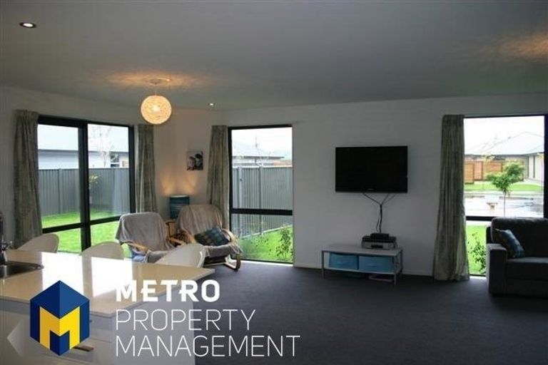 Photo of property in 18 Didham Drive, Mosgiel, 9024