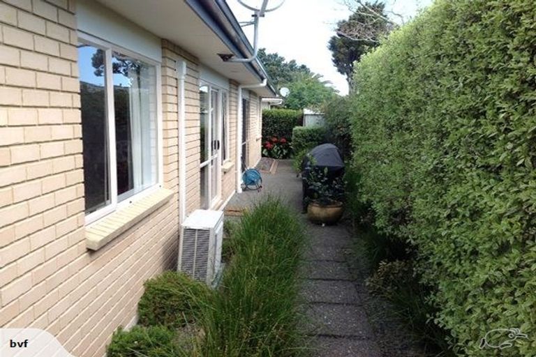 Photo of property in 3/14 Milton Road, Orewa, 0931