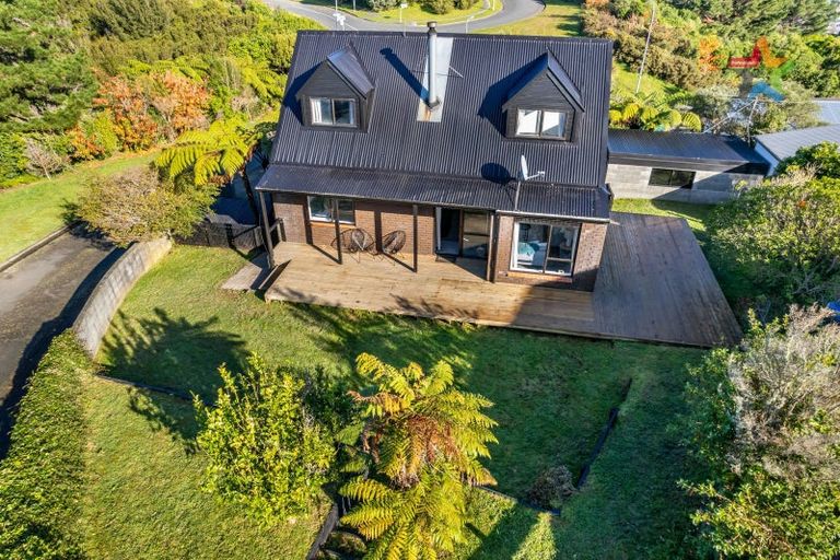 Photo of property in 191 Holborn Drive, Stokes Valley, Lower Hutt, 5019