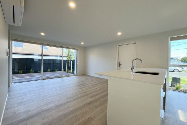 Photo of property in 8/9 Gresford Street, Edgeware, Christchurch, 8013
