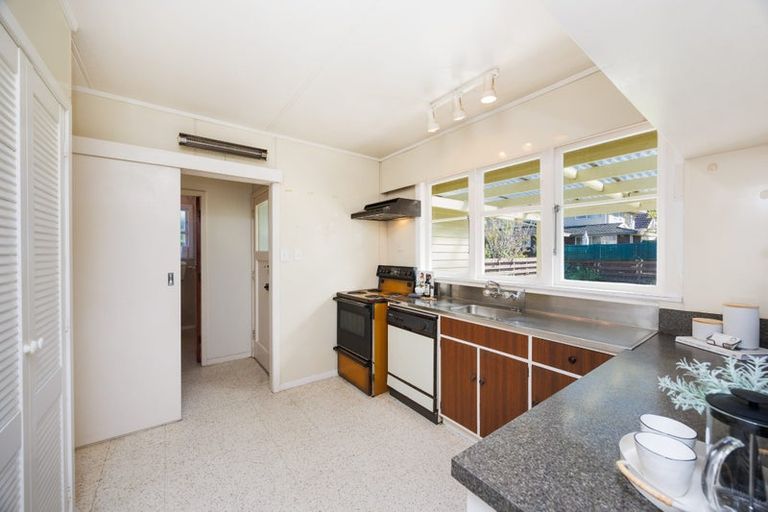 Photo of property in 14 Hampden Street, Awapuni, Palmerston North, 4412