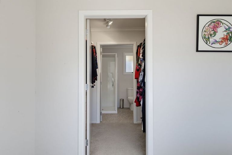 Photo of property in 15 Hamon Place, Pukehangi, Rotorua, 3015