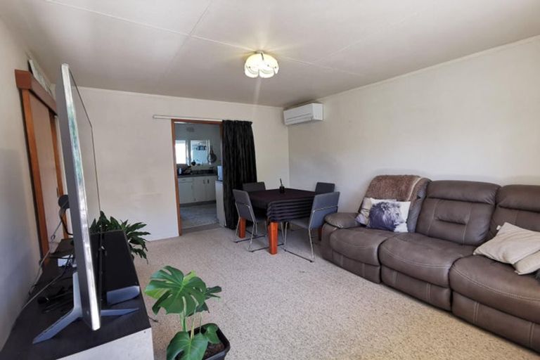 Photo of property in 1/272a Birkdale Road, Birkdale, Auckland, 0626