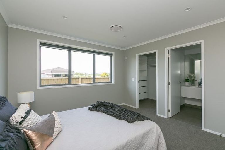 Photo of property in 13 Jersey Place, Bell Block, New Plymouth, 4312