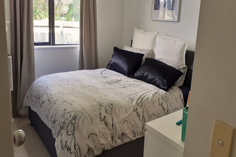 Photo of property in 4a Snave Place, East Tamaki, Auckland, 2013