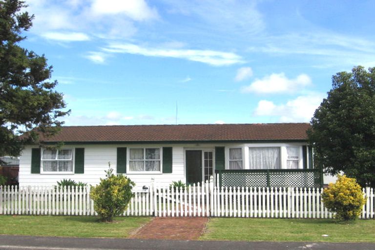 Photo of property in 4 Farwood Drive, Henderson, Auckland, 0612