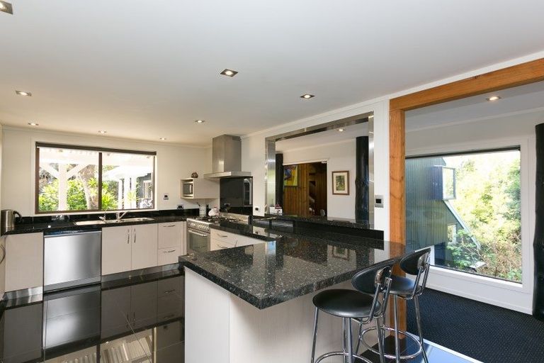 Photo of property in 113 Veale Road, Ridgewood, New Plymouth, 4371