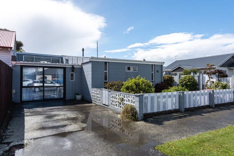 Photo of property in 2/42 Harker Street, Spreydon, Christchurch, 8024