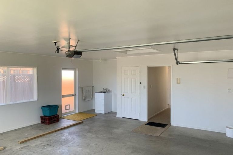 Photo of property in 8 Caesar Roose Drive, Glenview, Hamilton, 3206