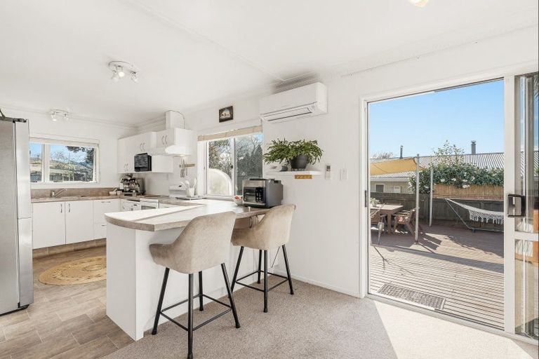 Photo of property in 21 Hastings Street, Te Puke, 3119