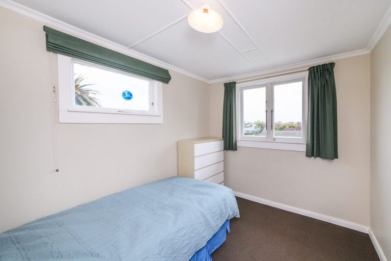 Photo of property in 33 College Street, Awapuni, Palmerston North, 4412
