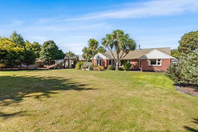 Photo of property in 2/151 Yaldhurst Road, Sockburn, Christchurch, 8042