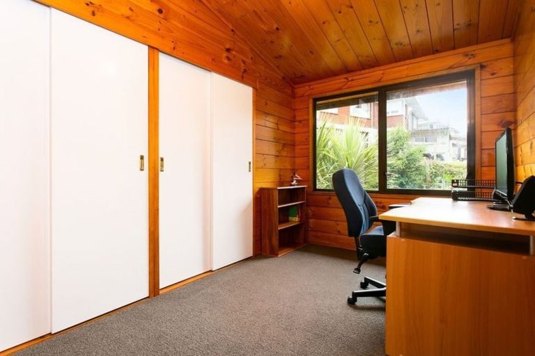 Photo of property in 82a Hillcrest Road, Hillcrest, Hamilton, 3216