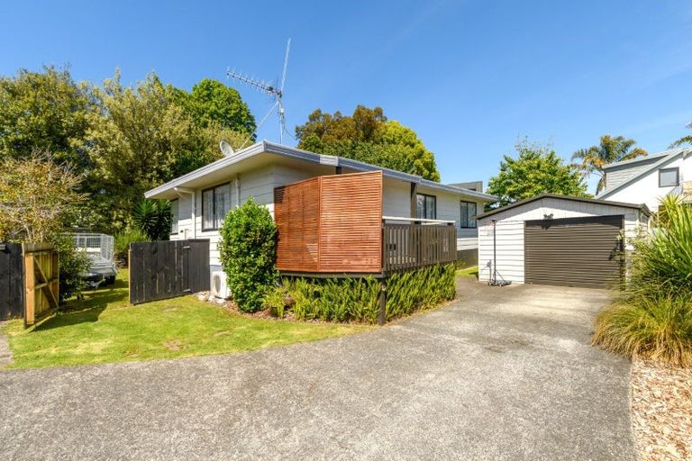 Photo of property in 57 Welcome Bay Road, Welcome Bay, Tauranga, 3112