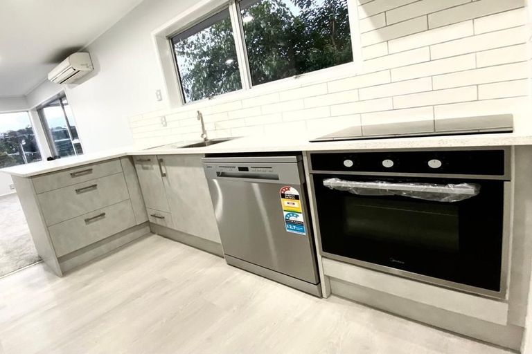 Photo of property in 29b Archers Road, Hillcrest, Auckland, 0629