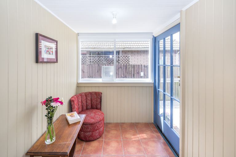 Photo of property in 37 Frankleigh Street, Somerfield, Christchurch, 8024