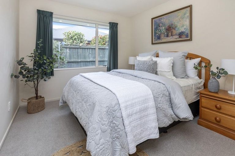 Photo of property in 23 Anglem Way, Northwood, Christchurch, 8051